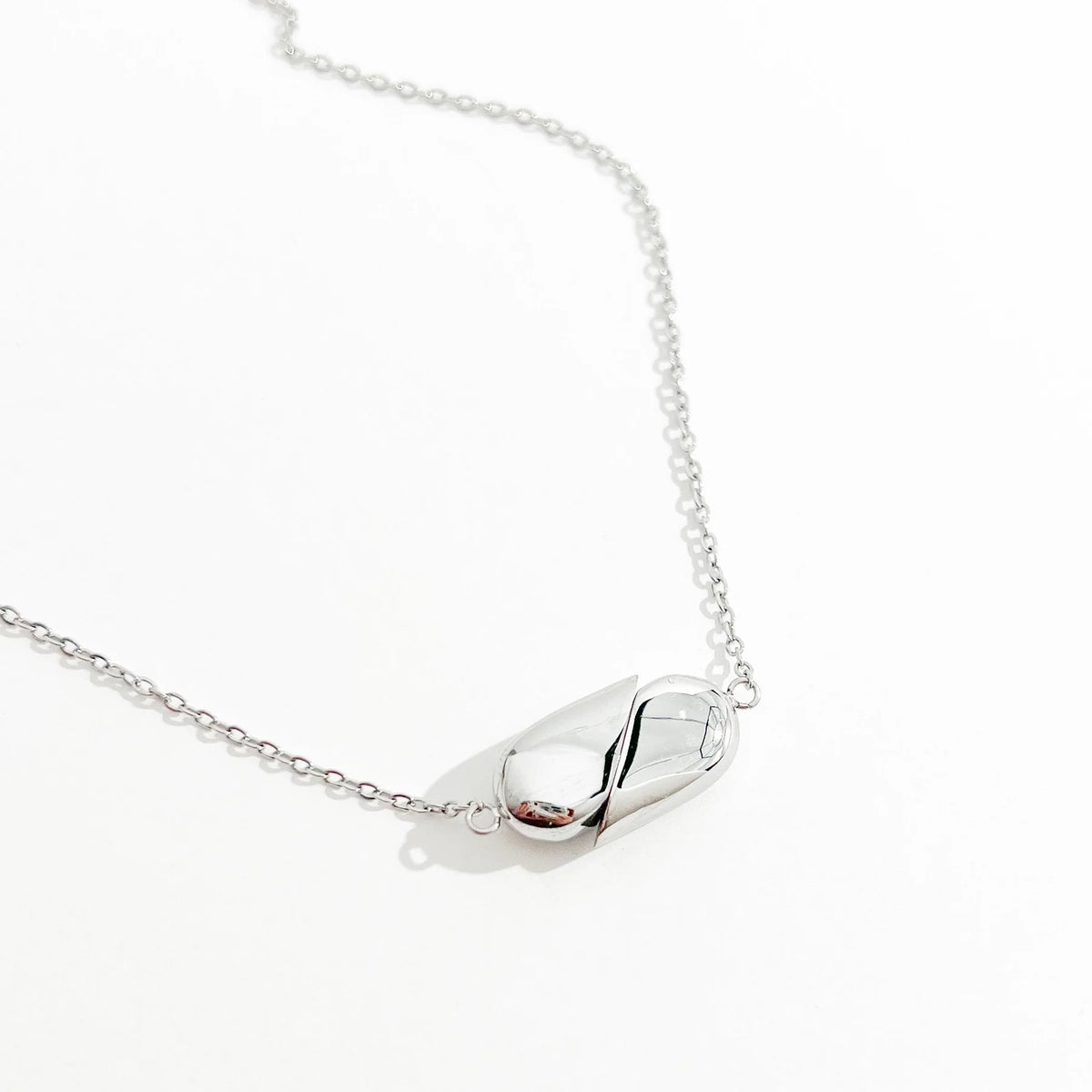 Magnet Love Pendant Necklace